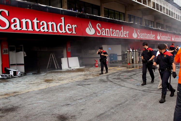 Pożar w garażu Williamsa