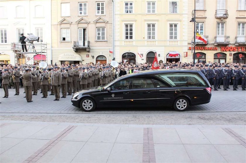 Oddają hołd Prezydentowi