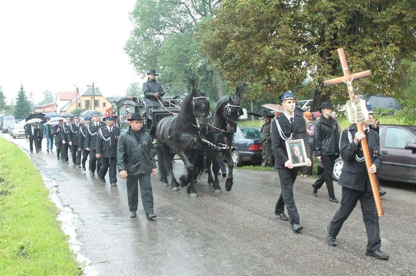 Bliscy żegnają Andrzeja Leppera