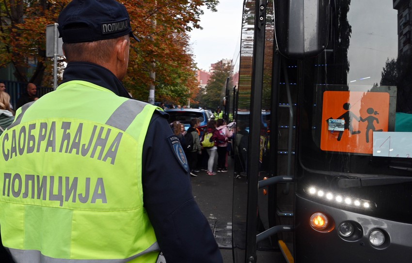 Bez obzira na slab odziv za nalepnice, saobraćajna policija kontrolu električnih trotineta počinje od sutra
