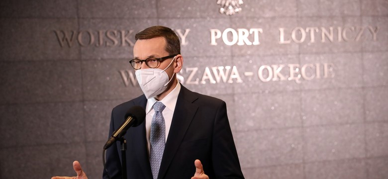 Morawiecki: Wezwaliśmy z Macronem do niewywożenia szczepionek z Europy