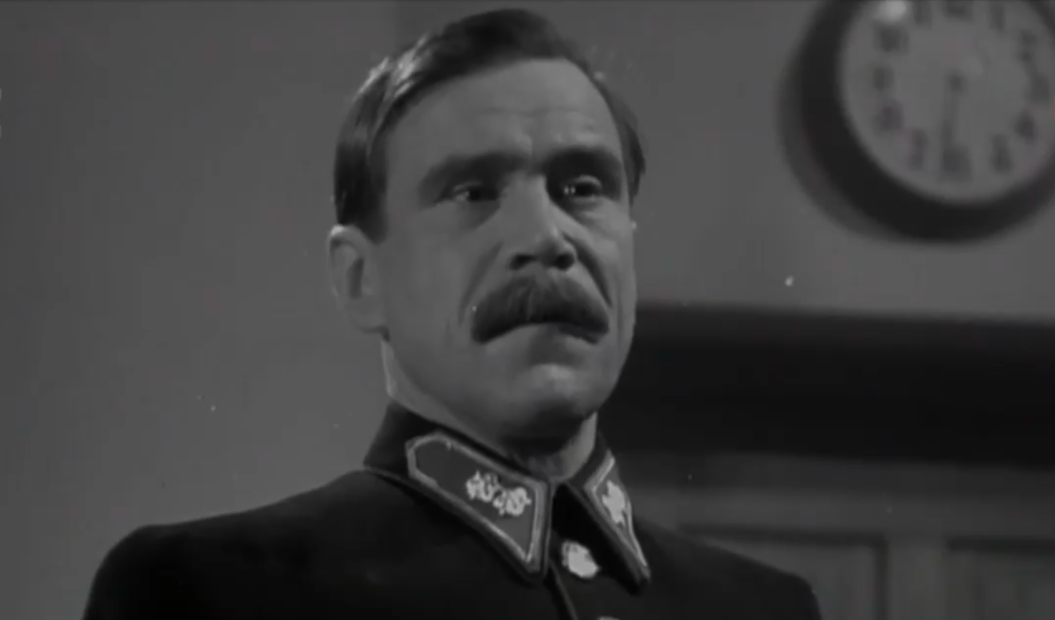 Český herec Vladimír Hlavatý vo filme Čapkovy povídky. 