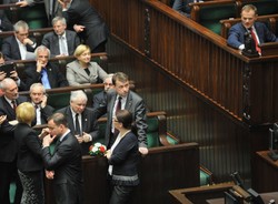 Brytyjska prasa negatywnie o rządach Tuska: rośnie bezrobocie i przybywa urzędników