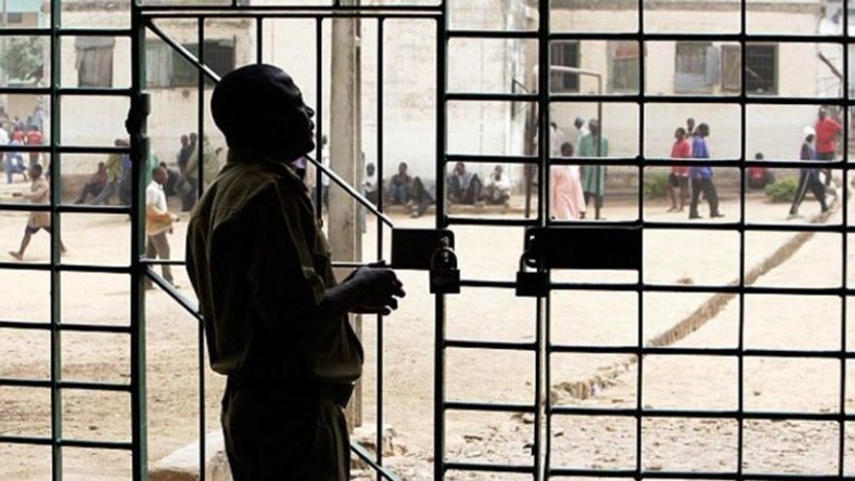 Edo Prison Break: Group wants names of escapees and police personnel on duty to be published - Vimarsana News