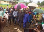 Voters protest non-arrival of INEC officials, materials at Ighodalo's polling unit