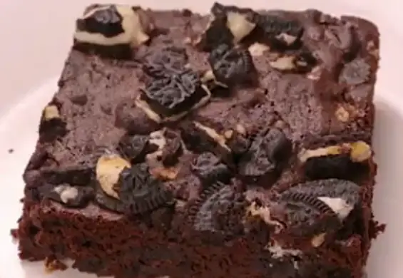 Brownie z ciasteczkami Oreo idealne dla każdego łasucha