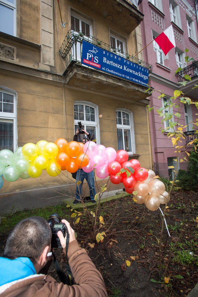 BYDGOSZCZ HAPPENING TĘCZA DLA POSŁA KOWNACKIEGO