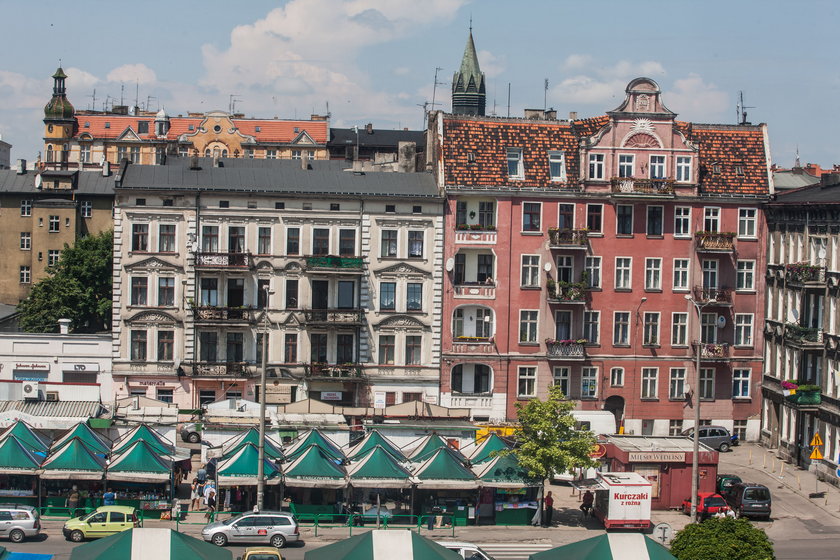 Remont ma odmienić poznański Rynek Łazarski