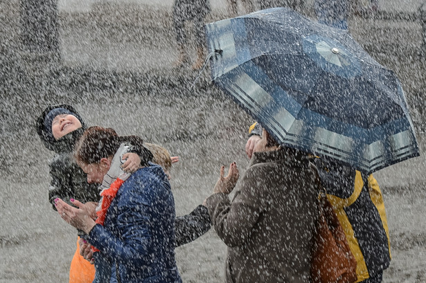 Policja ostrzega. Za brak umiaru w Śmigus Dyngus zapłacisz od 500 złotych wzwyż