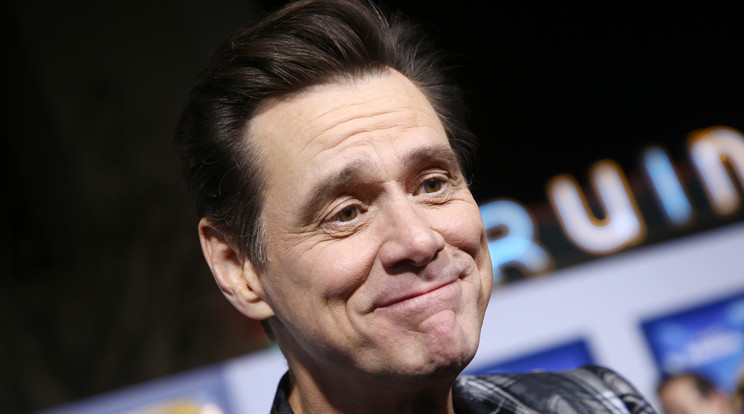 Jim Carrey kijelentette: addig nem borotválja le szakállát, amíg az emberek nem dolgozhatnak a munkahelyükön újra. /Fotó:NorthFoto