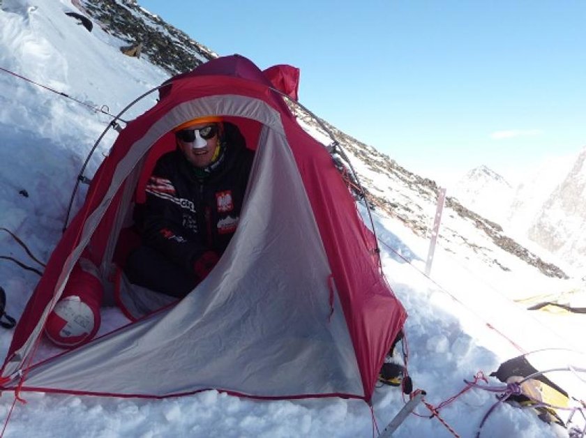 Święta himalaistów w górach. Bieliecki i Czech zdobywają Nanga Parbat, ale świętowali