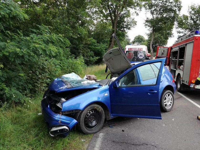 19-latek rozbił auto