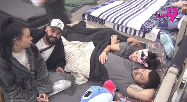 Maja o Takijevom mešanju u vezu sa Asminom