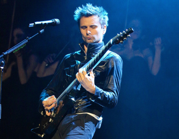 Frontman Muse, Matt Bellamy dziękuję za biedę