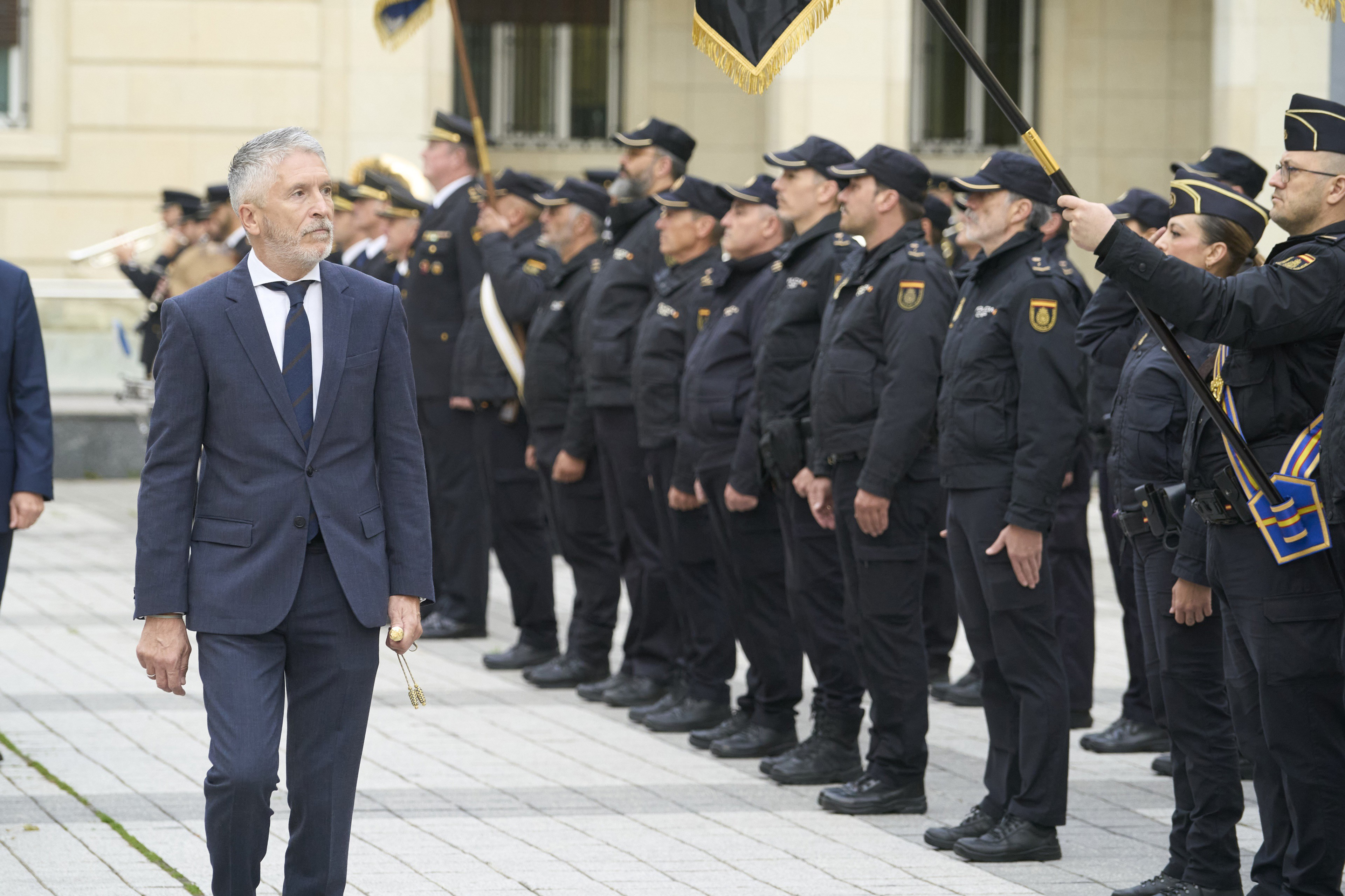 Sindicatos policiales piden la dimisión de Marlaska tras dos tiroteos