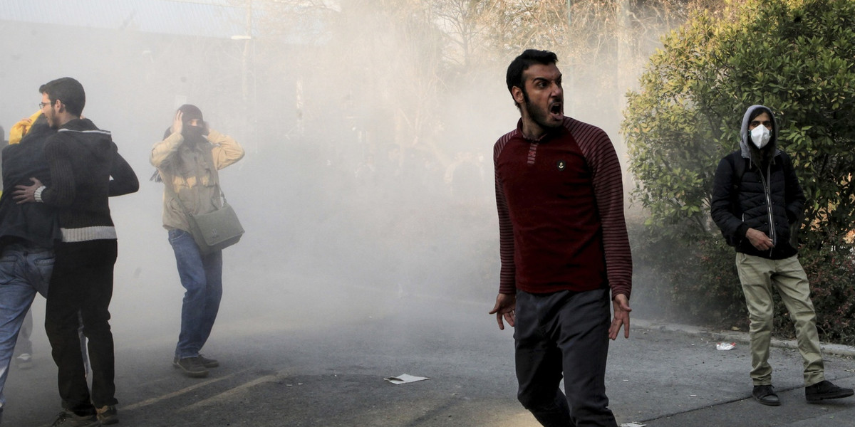 Irańskie prostesty straszą świat. Dlaczego obywatele tego kraju tak są wściekli?