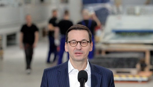 Premier złożył wieniec pod pomnikiem Szmula Zygielbojma