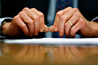 KNF: kurator wchodzi do Plus Banku