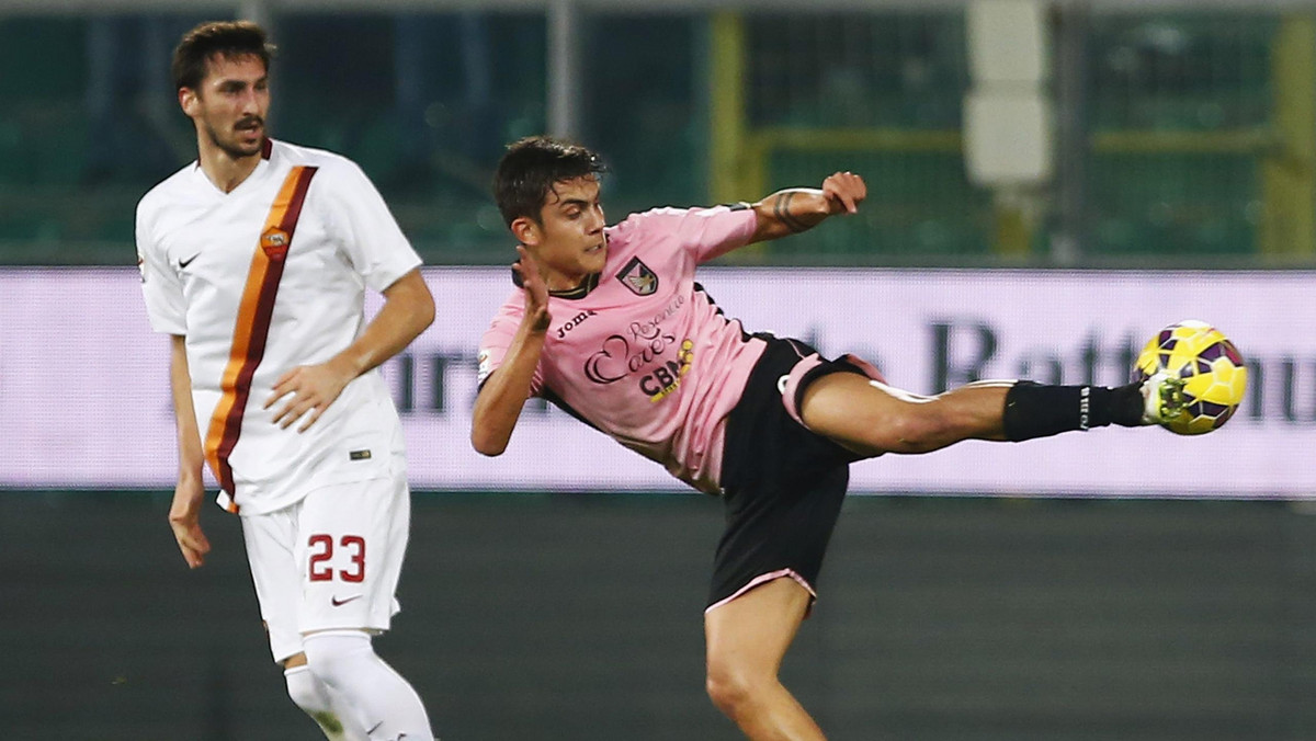 Jego umowa z Palermo upływa z końcem czerwca 2016. Napastnik łączony był z takimi klubami jak Juventus, Arsenal, Roma, Manchester United i Inter. Menedżer Gustavo Mascardi wypowiedział się na temat przyszłości swojego piłkarza.