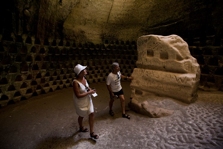 Jaskinie Maresza i Bet Guwrin. Starożytne podziemne miasto