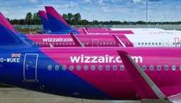 Wizzair długo nie poleci do ZEA i Jordanii. Co mogą zrobić podróżni?