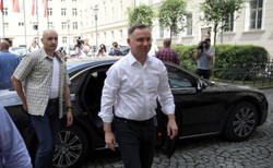 Duda zapowiada wypłaty dla poszkodowanych w powodziach. Ile można dostać? [WIDEO]