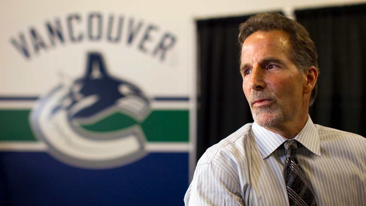 Nowym trenerem Vancouver Canucks został John Tortorella. Charyzmatyczny szkoleniowiec w zakończonym sezonie prowadził New York Rangers, ale zamienił się miejscami pracy z Alainem Vigneaultem i od następnych rozgrywek weźmie pod opiekę hokeistów z Kolumbii Brytyjskiej.