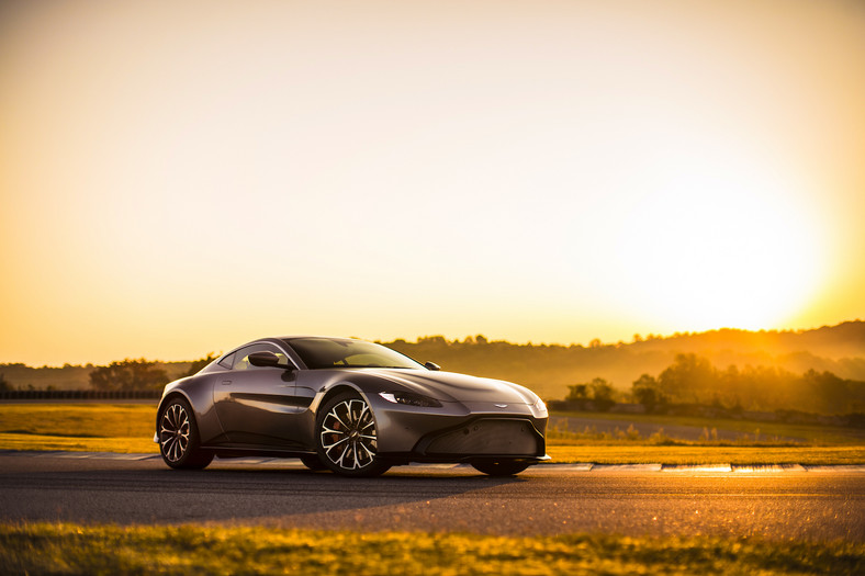 Aston Martin Vantage