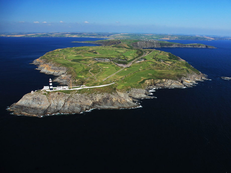 Old Head Golf Links in County Cork, Ireland, is built on 220 acres of land that jut out into the Atlantic Ocean. Players will feel as though they’re enjoying a game on their own island, with numerous caves that run beneath the course and acres of unspoiled cliff that frame it.