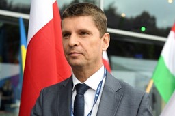 Zwiększona subwencja vs. problem z finansowaniem podwyżek dla nauczycieli. Sprawdzamy, kto ma rację w sporze MEN - samorządy