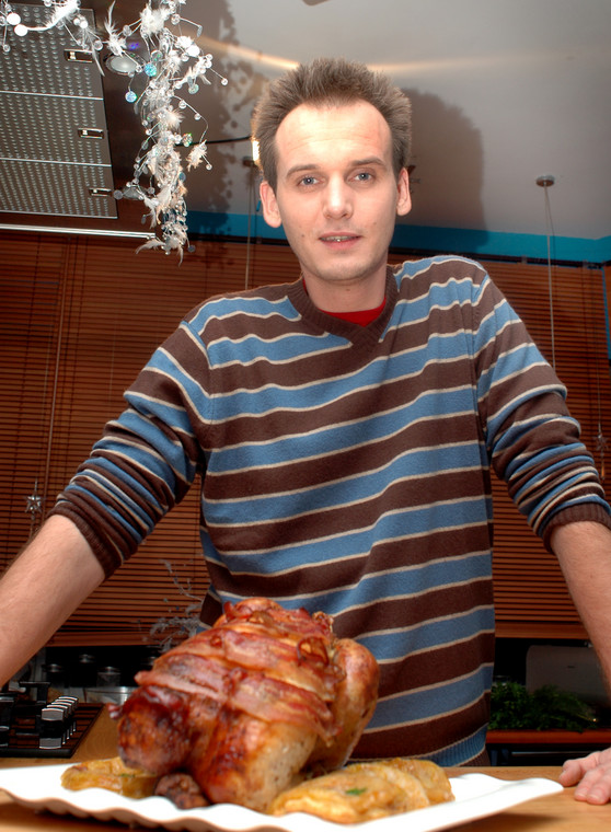 Pascal Brodnicki na planie programu "Pascal: po prostu gotuj!" w 2006 r.