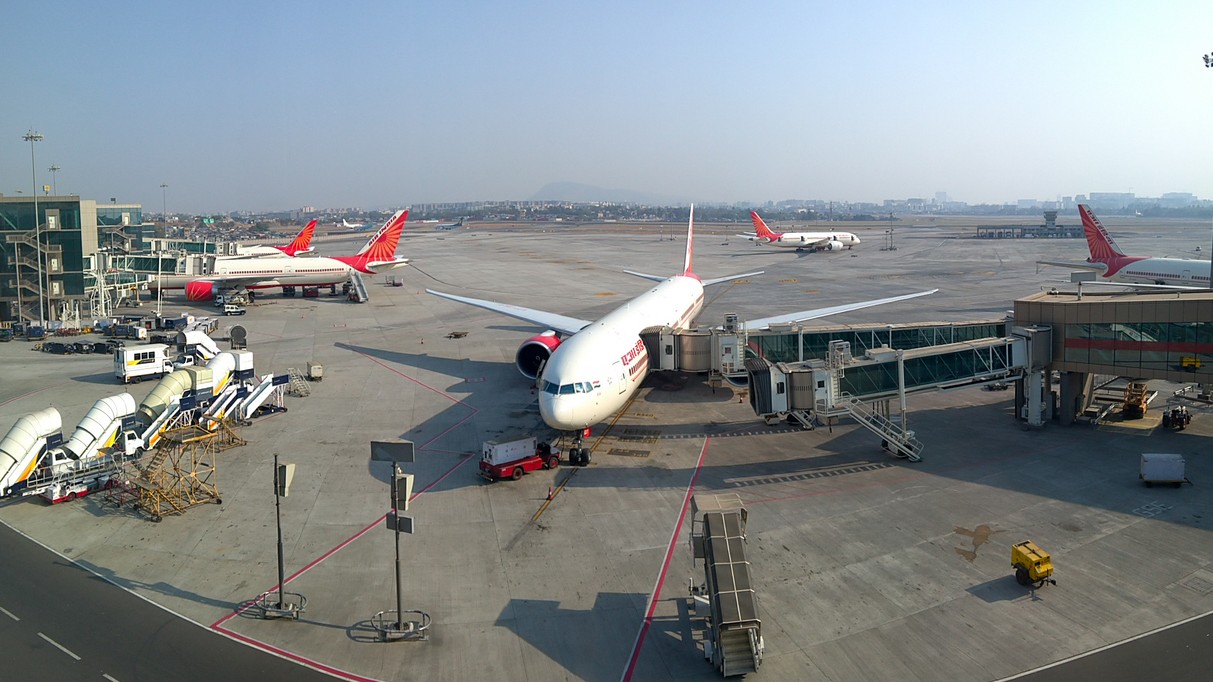 V EÚ teraz nie je nedostatok leteckého paliva. (ilustračné foto)