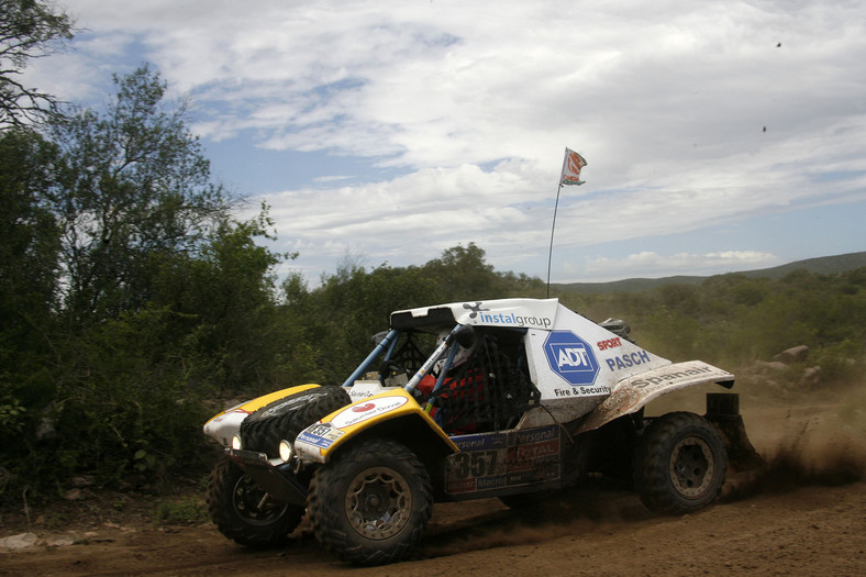 Rajd Dakar 2011: awans Hołowczyca (2.etap, wyniki, fot. Willy Weyens)