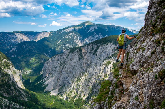 Austria - Widok na dolinę Großes Höllental