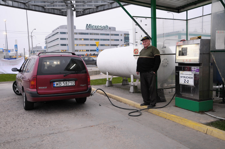 CNG czyli tankuj taniej w domu