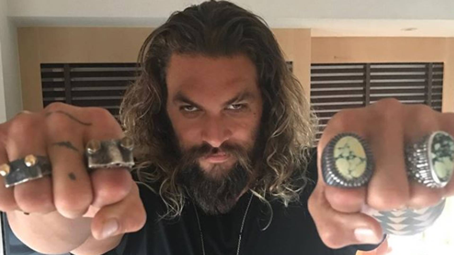 Džejson Momoa je bio zaljubljen u svoju ženu od osme godine