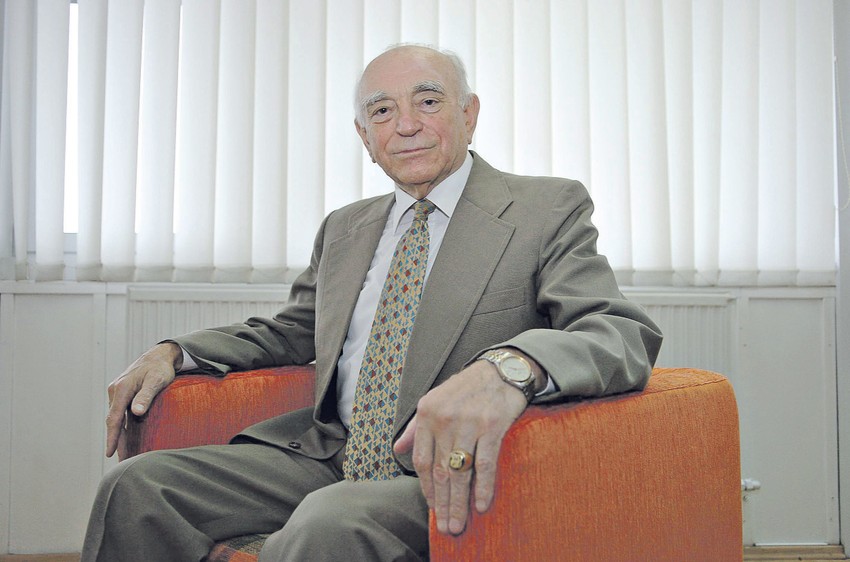 Bogoslavov je bio na Golom otoku,zbog čega verovatno nije postao profesor univerziteta