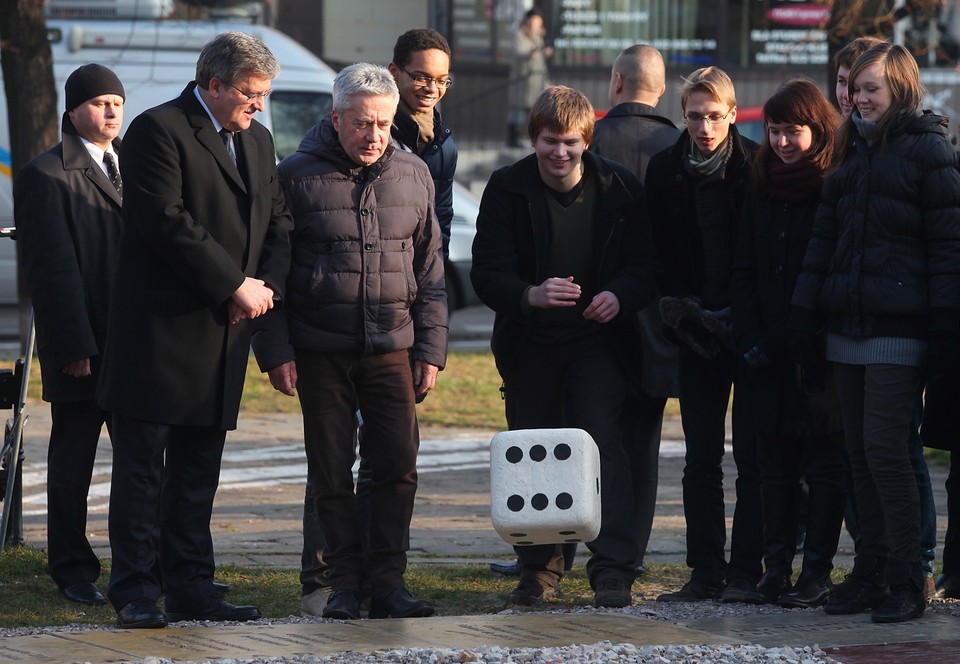 Prezydent zagrał w rocznicę 13 grudnia