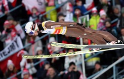 PŚ w skokach: Semenic sensacyjnie wygrywa w Zakopanem. Stoch nie awansował do drugiej serii