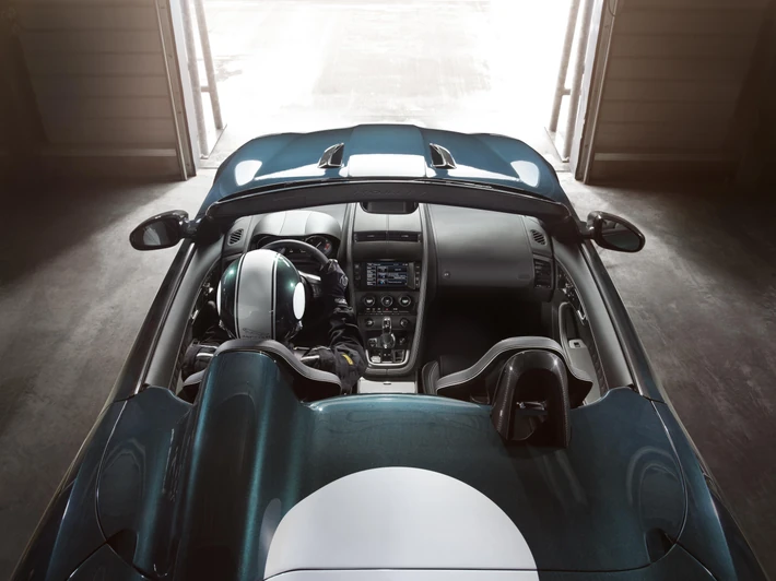 Jaguar F-Type Project 7