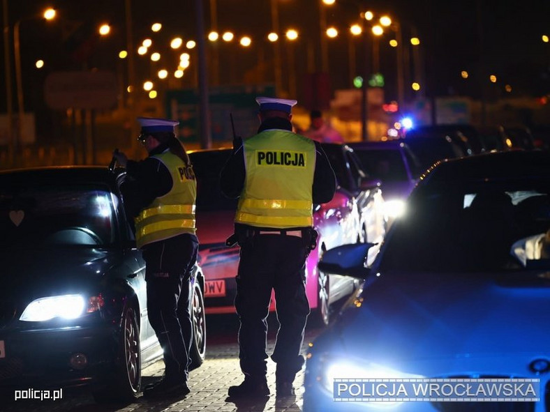 Policjanci z Wrocławia pokrzyżowali szyki uczestnikom pseudowyścigów