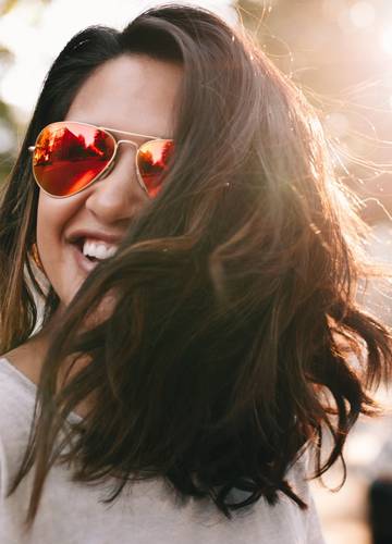 Jak rozpoznać naprawdę dobre okulary przeciwsłoneczne? [nalepki i obniżki]  | Ofeminin