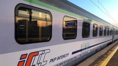 szukają ludzi do pracy w całej polsce. zarobki to nawet 20 tys. zł mie