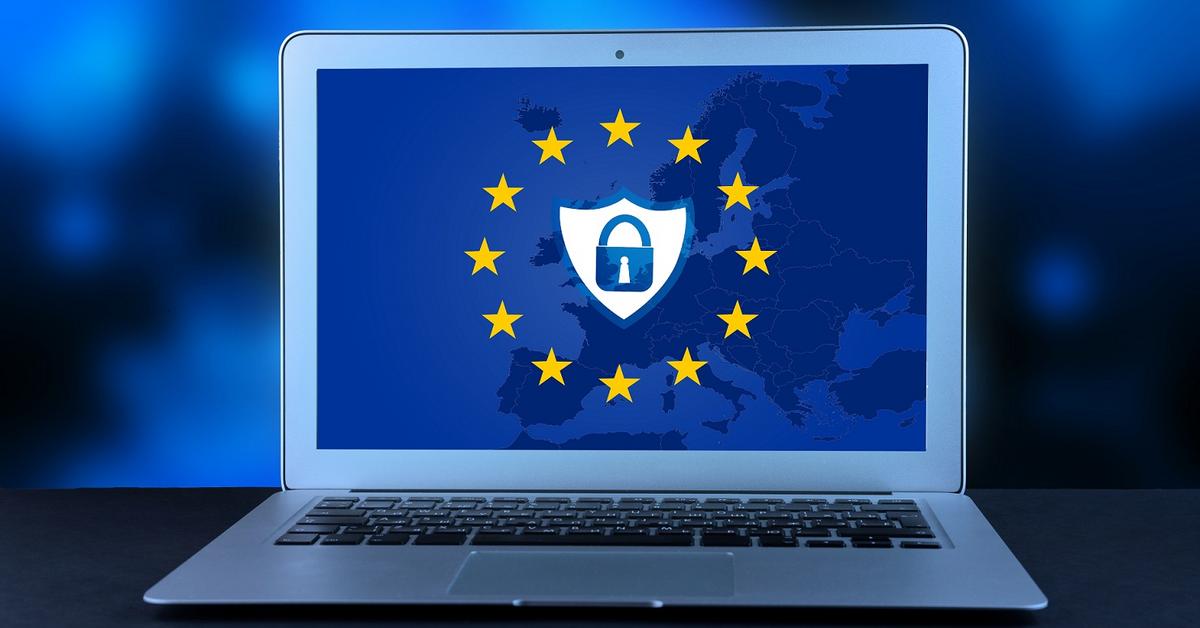 Niektórzy internauci poczuli się zbyt swobodnie? Polska szykuje się na wprowadzenie nowych reguł prawnych