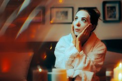 Proste i skuteczne. Jak zrobić maseczki do twarzy z dyni, marchewki i kasztanów?