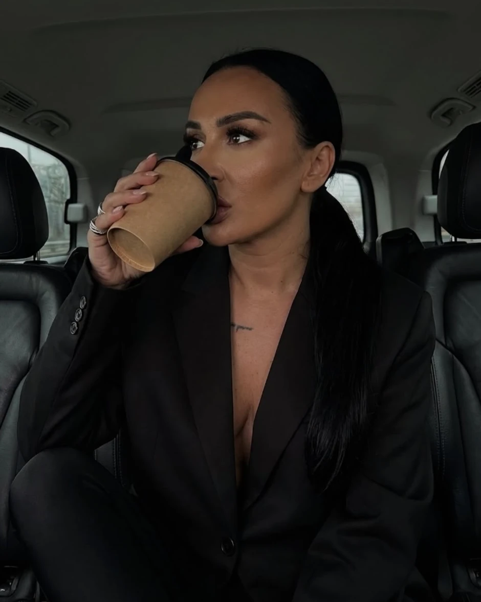 Andreana Čekić bez brusa