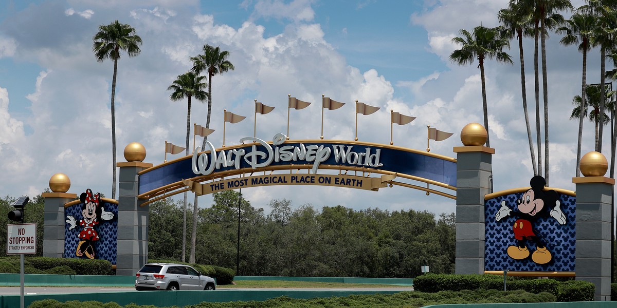 Nowe dane wskazują, że frekwencja w Disney World tego lata jest najmniejsza od lat