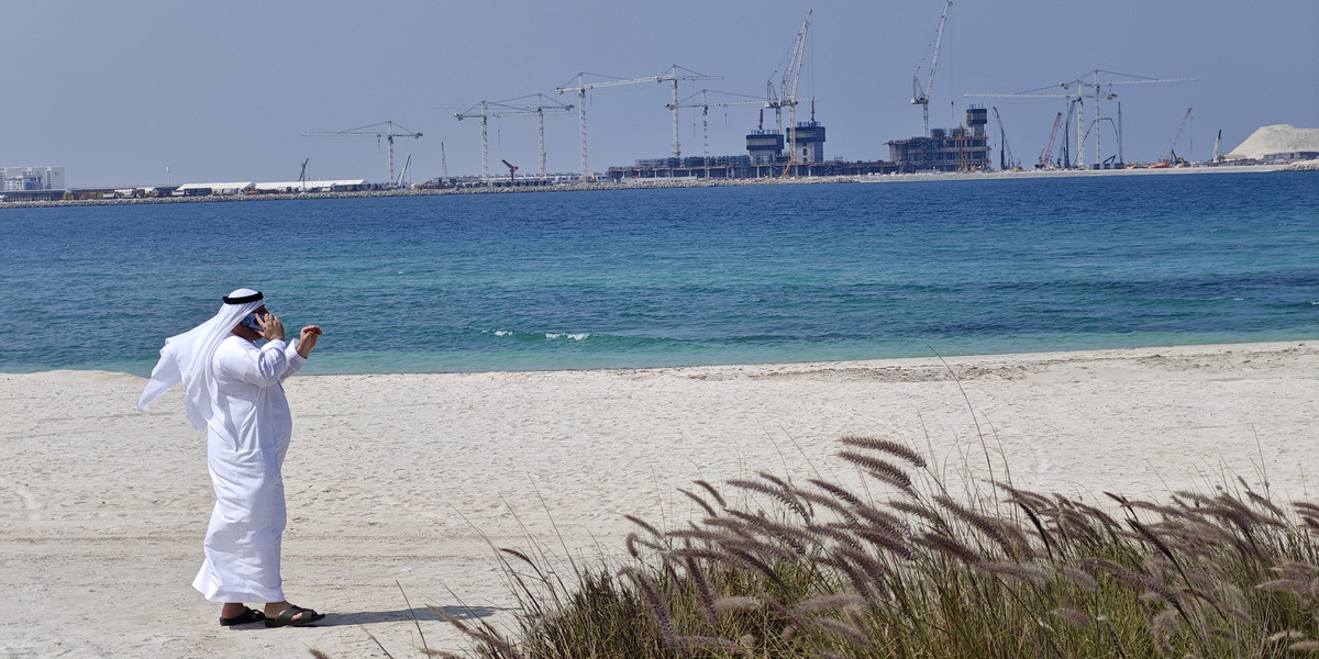 Jedna z plaż emiratu Ras al-Chajma 