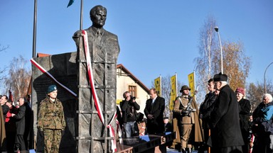 Skandal przy pomniku? Nie odczytano listu prezydenta