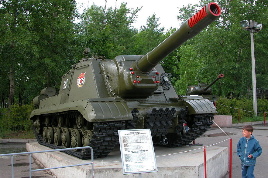 Radzieckie działo szturmowe ISU-152